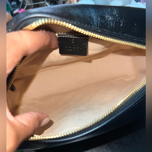 Gucci GG Monogram Canvas Marmont Chain Crossbody Bag Beige Black - Picture 4 of 15